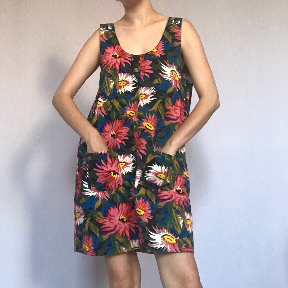 Vintage 1980’s denim floral dress🌺